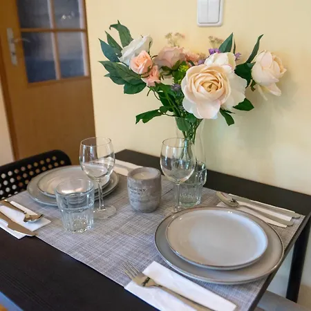 Apartman Mokotow - Balcony, Parking - By Rentujemy Varsó